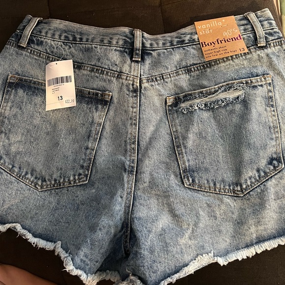 Boyfriend shorts - Picture 2 of 3